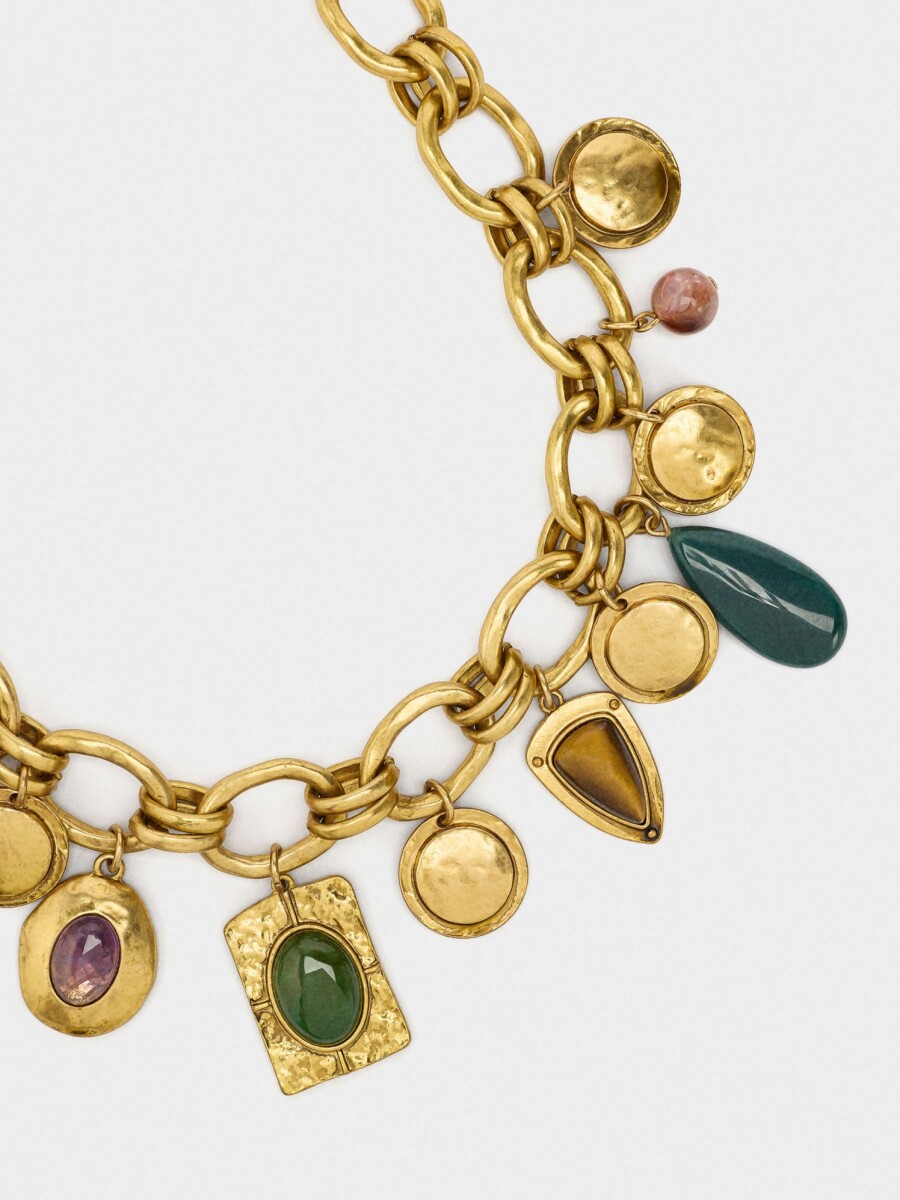Collar Corto De Eslabones Y Colgantes Con Piedras multicolor