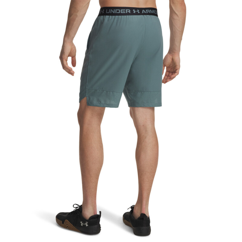 UA Vanish Woven 8in Shorts-BLU BLU-587