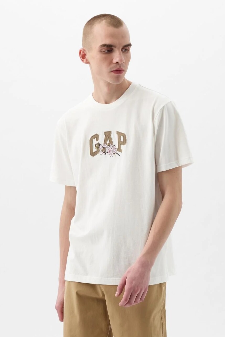 Remera Logo Con Flores Hombre New Off White Floral GAP Uruguay