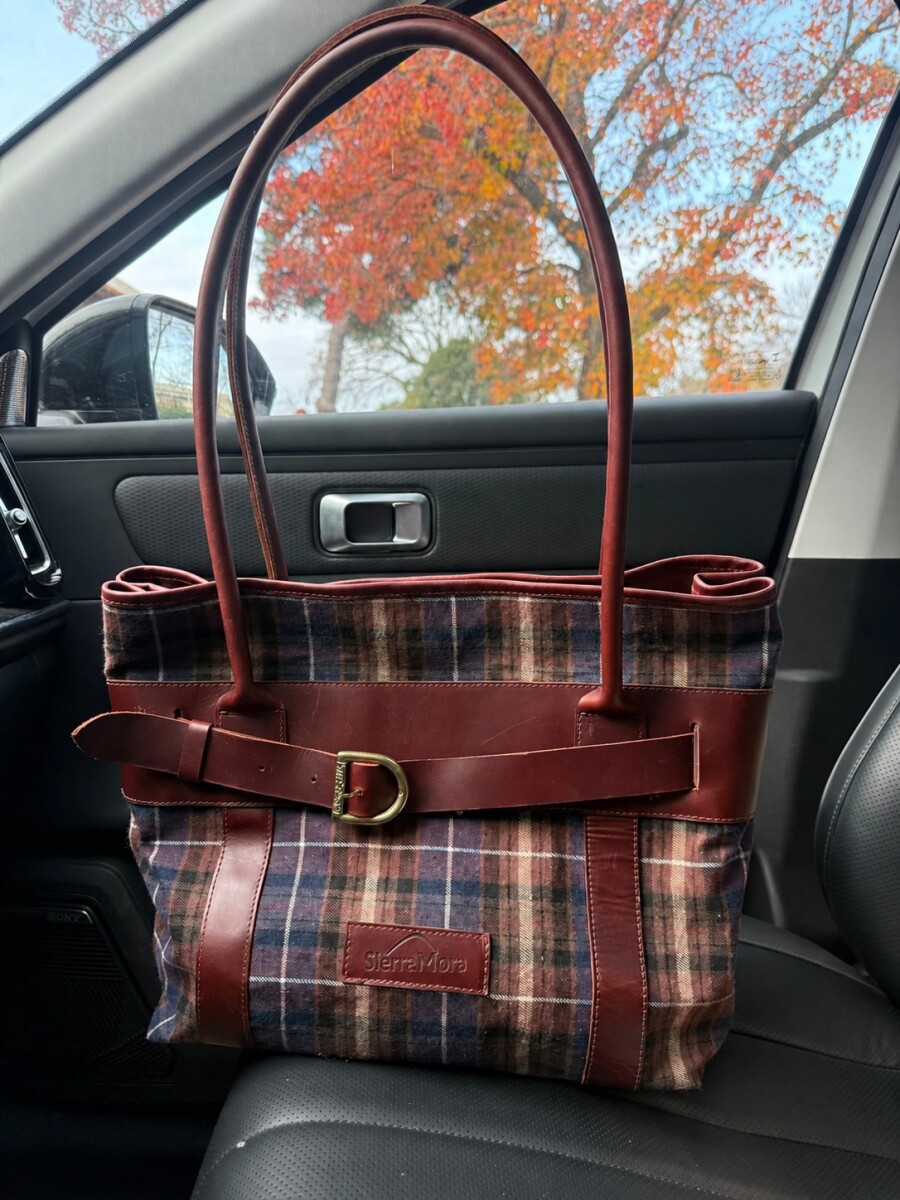 British Handbag - Chocolate / Beige 