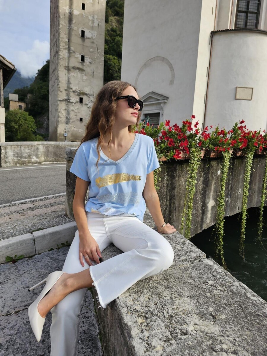 Remera Stella - Celeste 