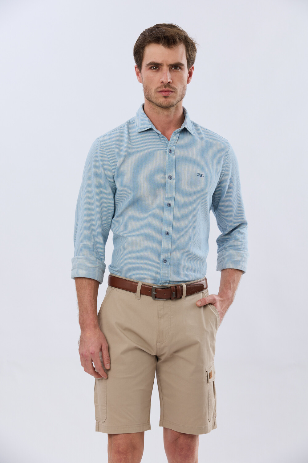 BERMUDA CARGO CON ELASTANO Beige