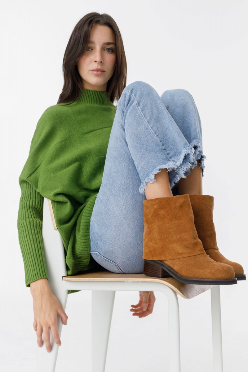 Bota Long Camel