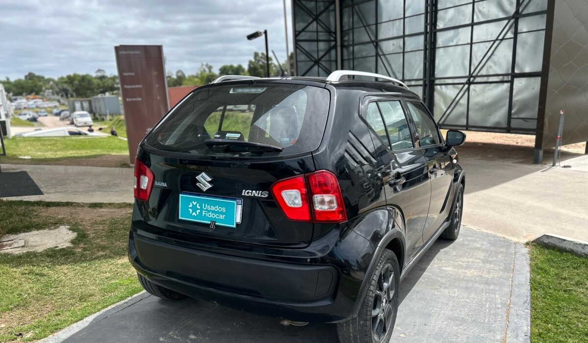 Suzuki Ignis GLX 1.2 MT - 2017 Suzuki Ignis GLX 1.2 MT - 2017