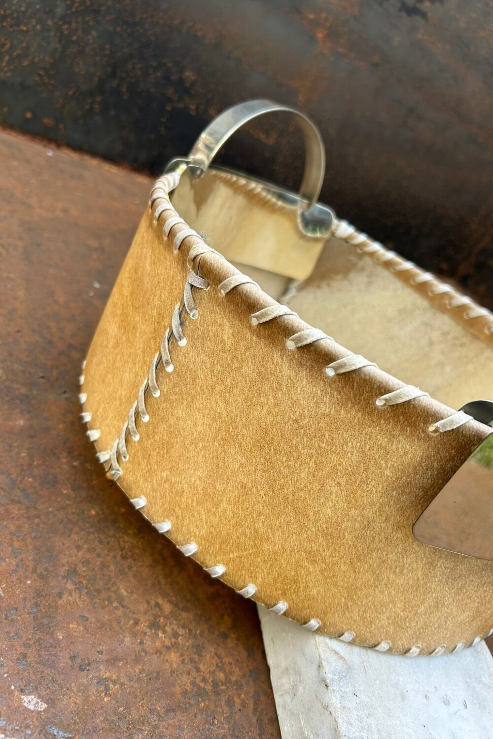 Round Table Basket Chico