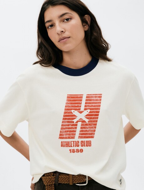 CAMISETA FEMENINA CON ESTAMPA BEIGE