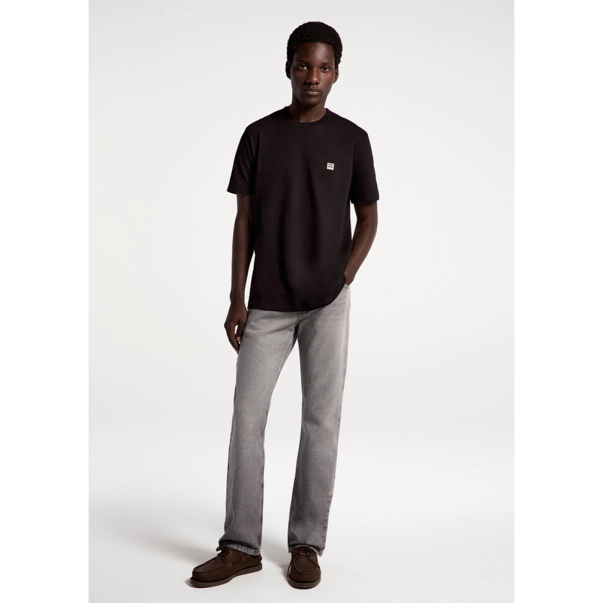 CAMISETA MM - MARROM ESCURO 