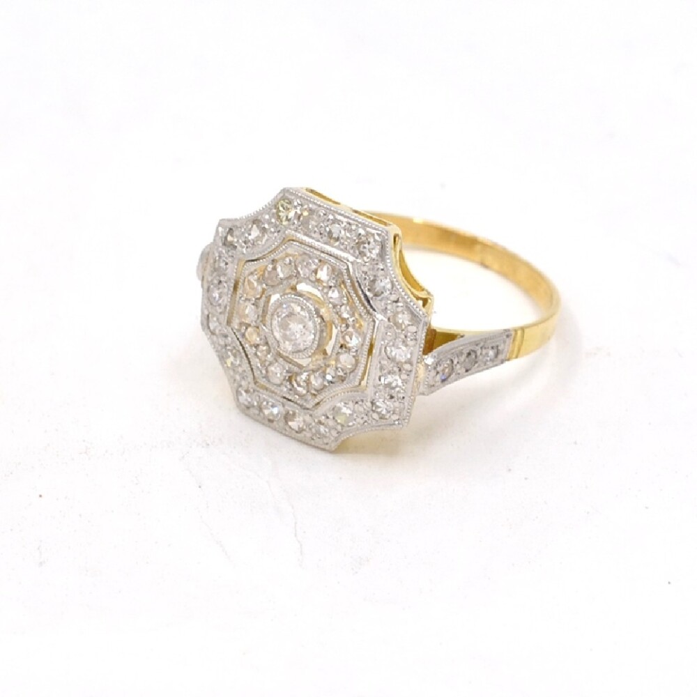 Anillo , Estilo Antiguo, En Platino, Oro 18K Y Brillantes Anillo , Estilo Antiguo, En Platino, Oro 18K Y Brillantes