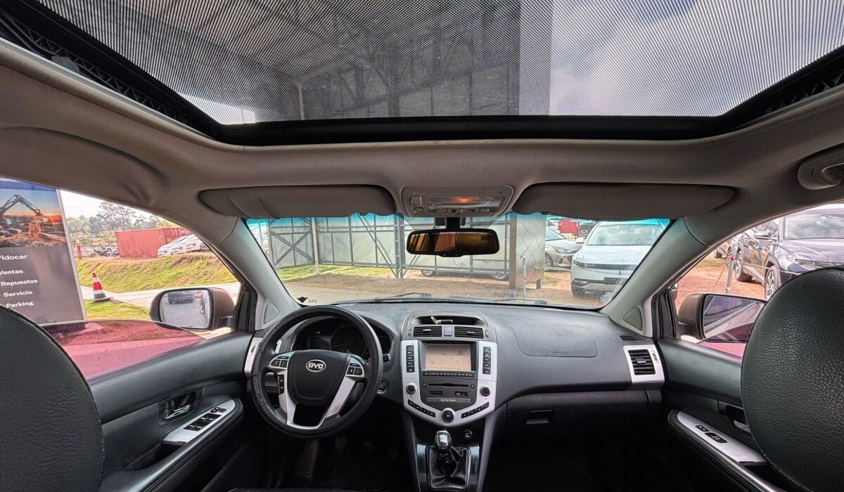 BYD S6 GSI 2,0 MT - 2014 BYD S6 GSI 2,0 MT - 2014