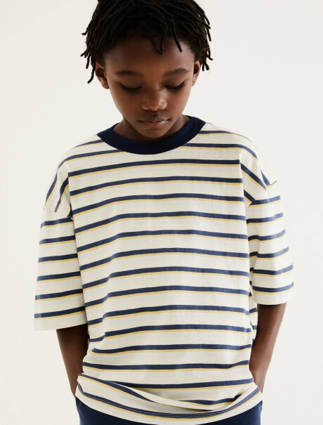 CAMISETA INFANTIL CON ESTAMPADO MULTICOLOR