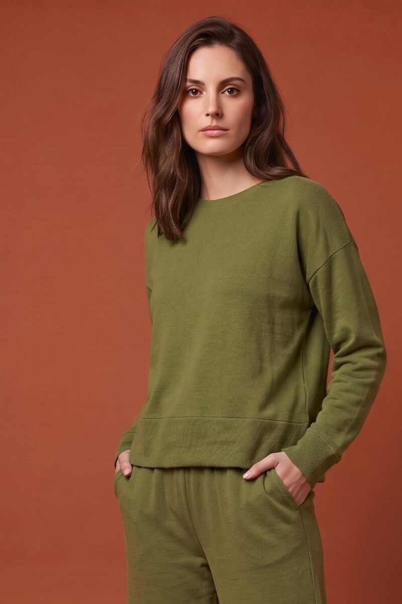 Sweater Chloe. Sweater Chloe.