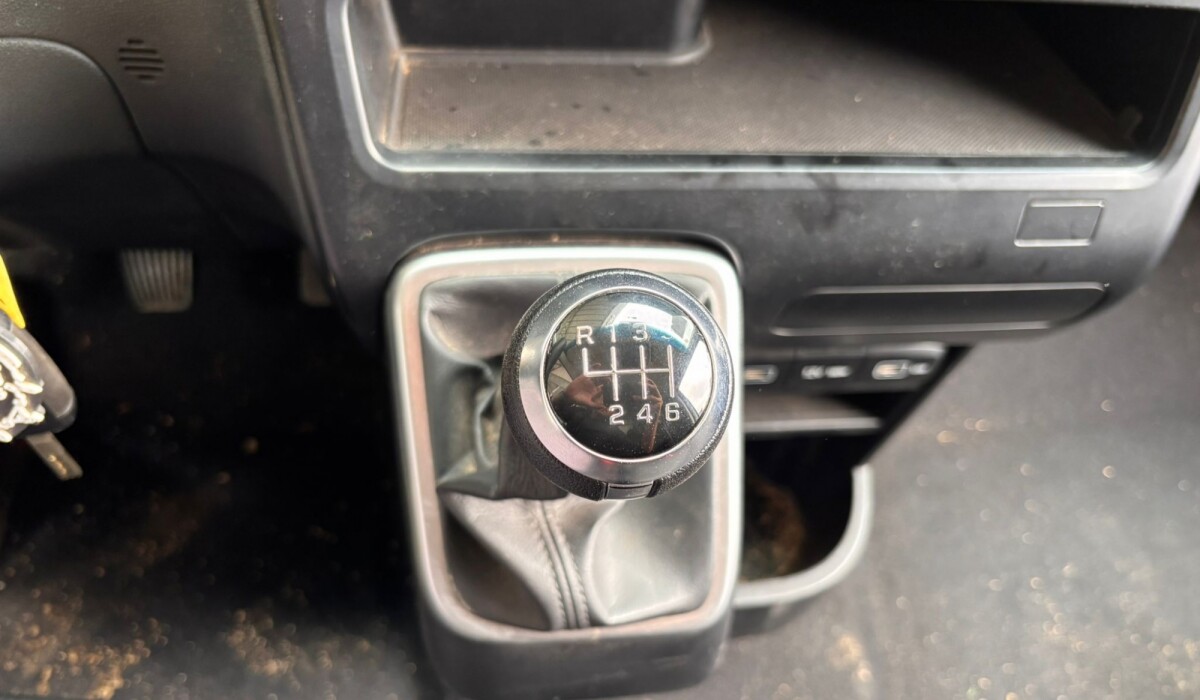 Hyundai H1 Staria 2.2 Diesel Furgon - 2024 Hyundai H1 Staria 2.2 Diesel Furgon - 2024