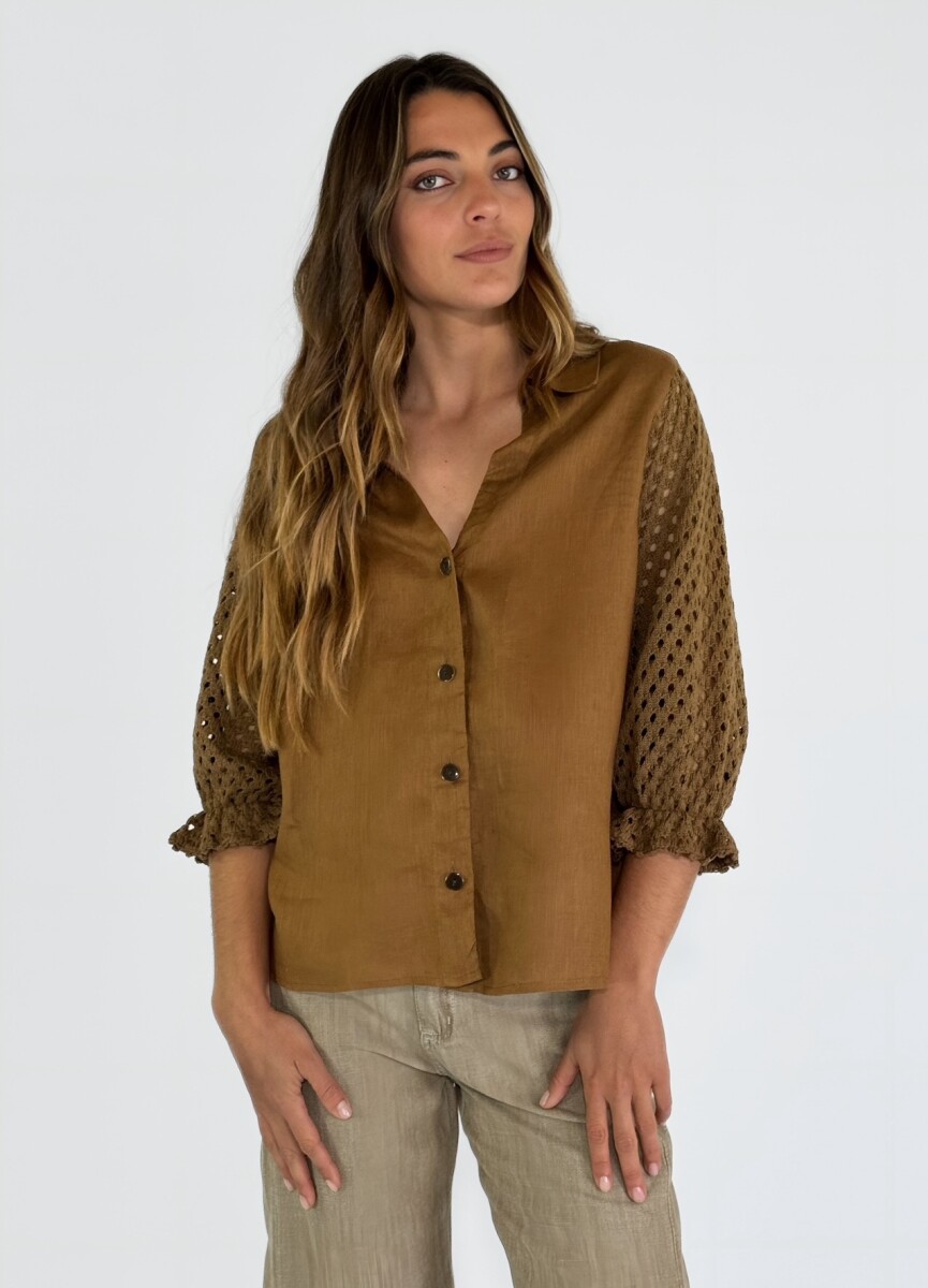 CAMISA ISABELA - CAMEL 