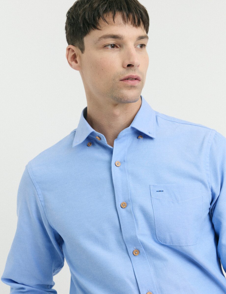 012487 CAMISA HARRINGTON LABEL Celeste