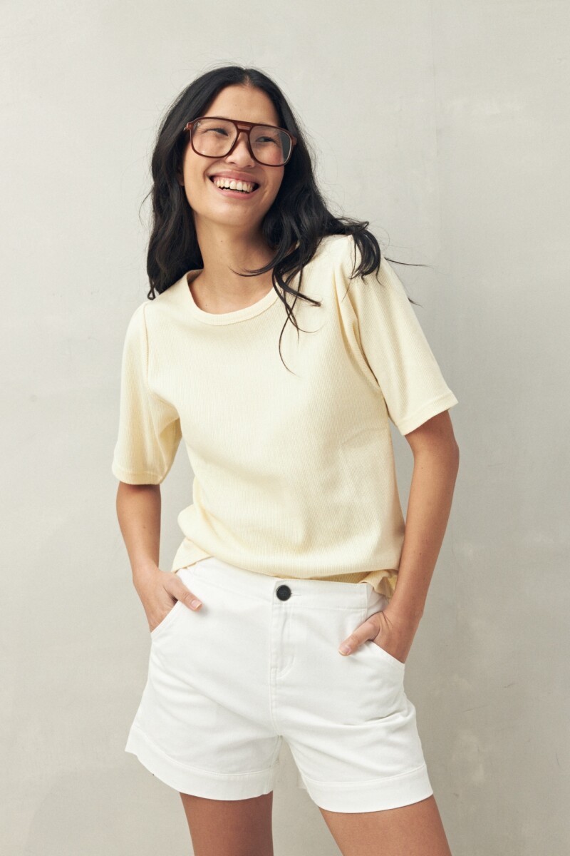 REMERA CARLO AMARILLO PASTEL