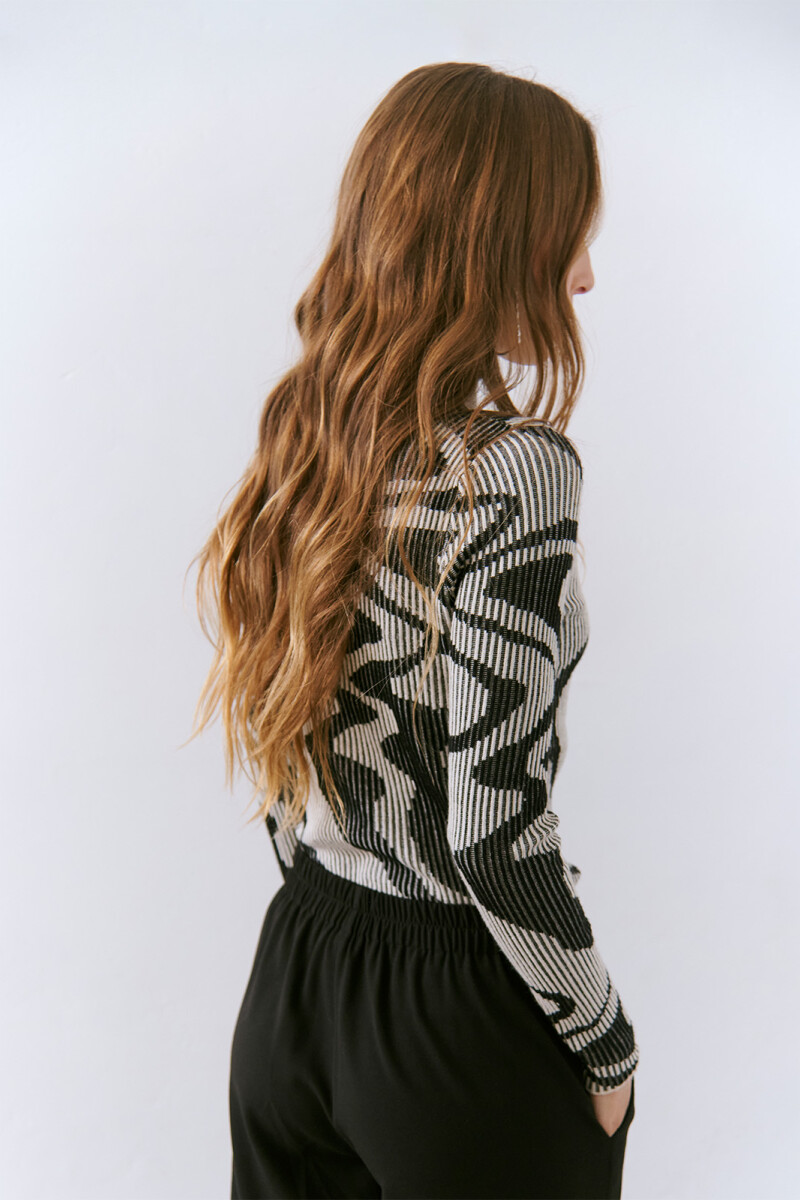 POLERA AURORA NEGRO