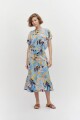 Blusa con estampa floral celeste