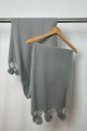 PASHMINA C/POM CONEJO GRIS CL