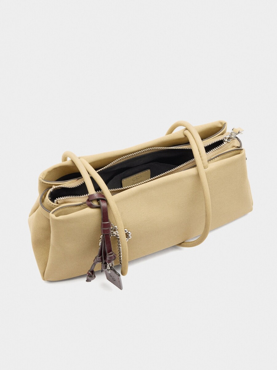 Bolso De Hombro Efecto Piel Con Colgante camel