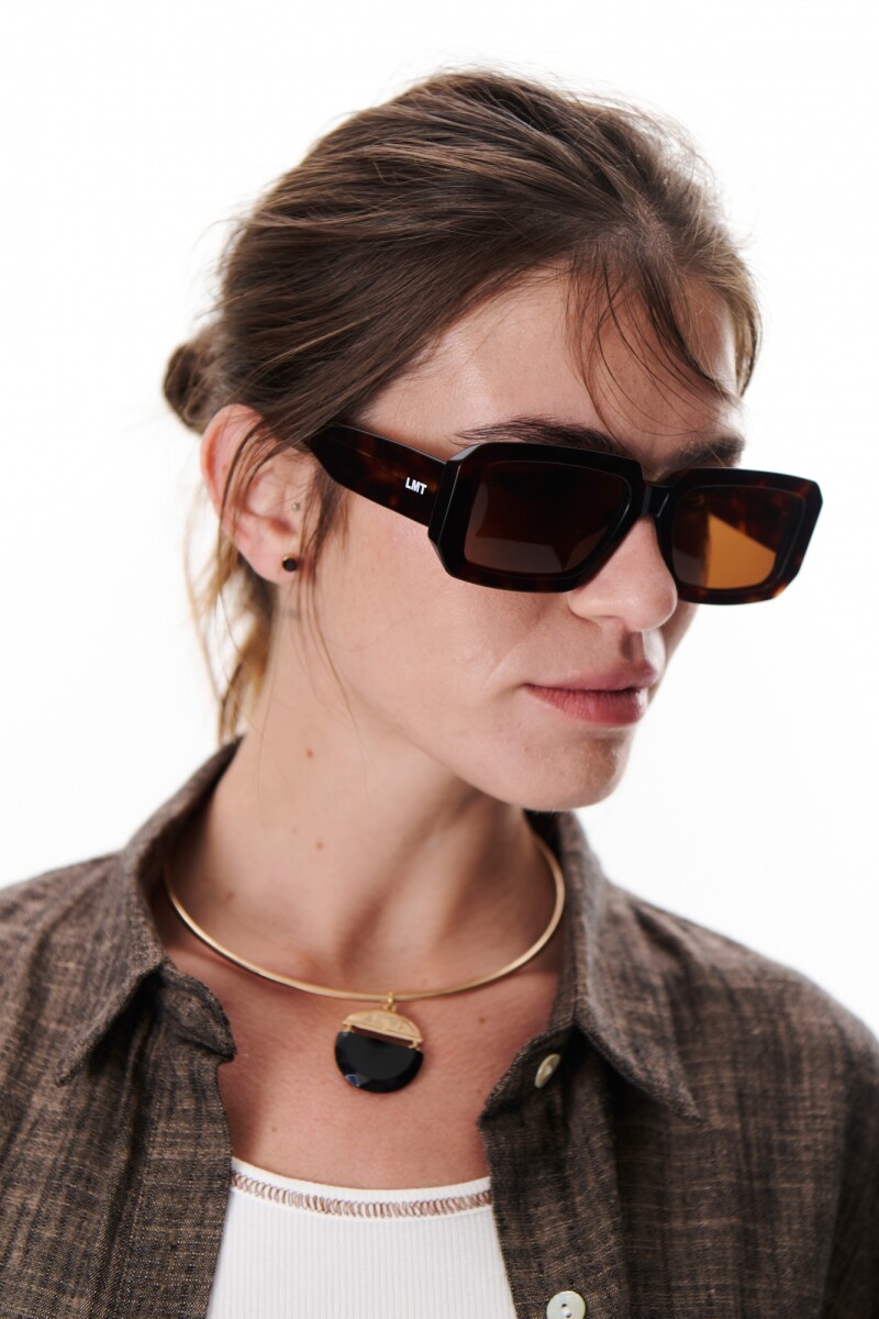 COLLAR MEDIO ORO