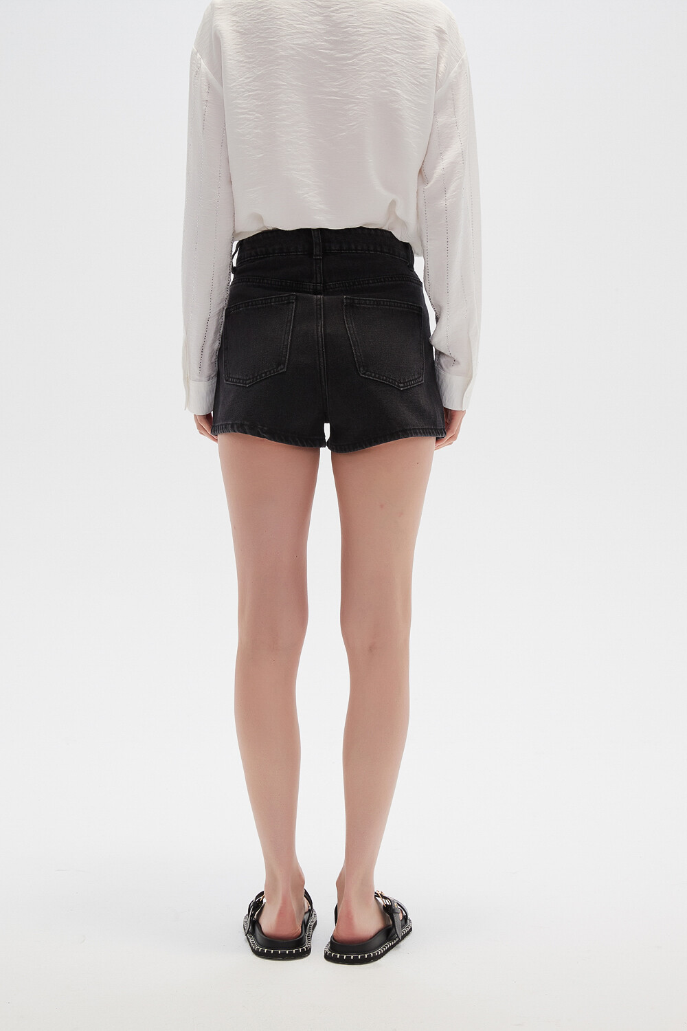 Short Sheridan Gris Oscuro