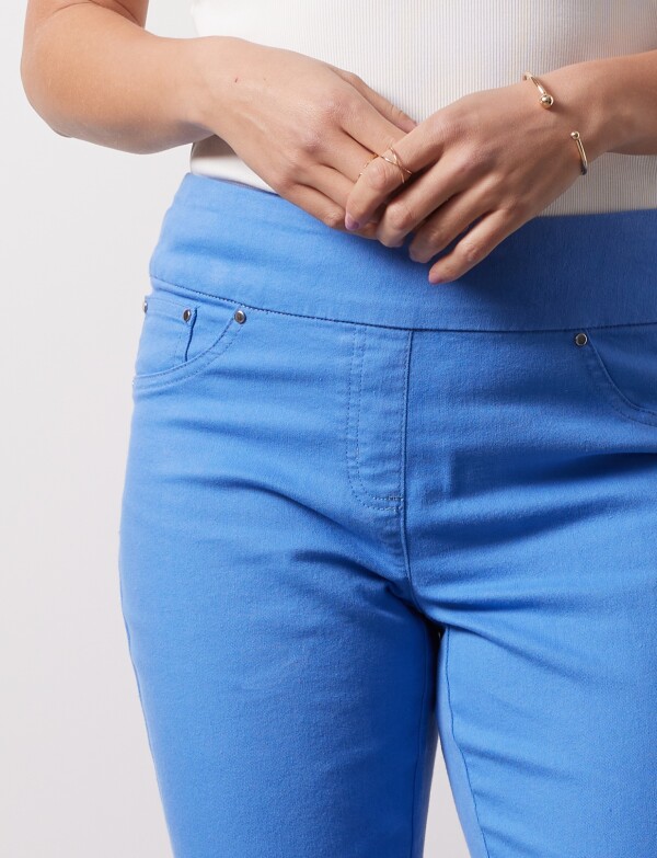 Capri Algodón Tachas CELESTE OSCURO