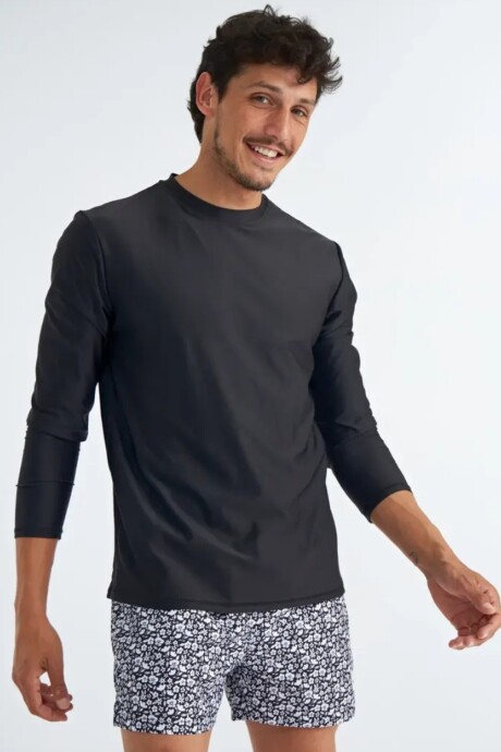 Remera Uv Negro