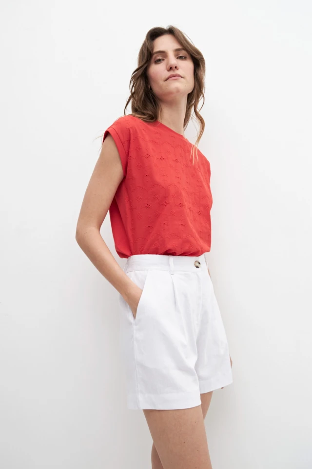 Short de lino con pinzas blanco