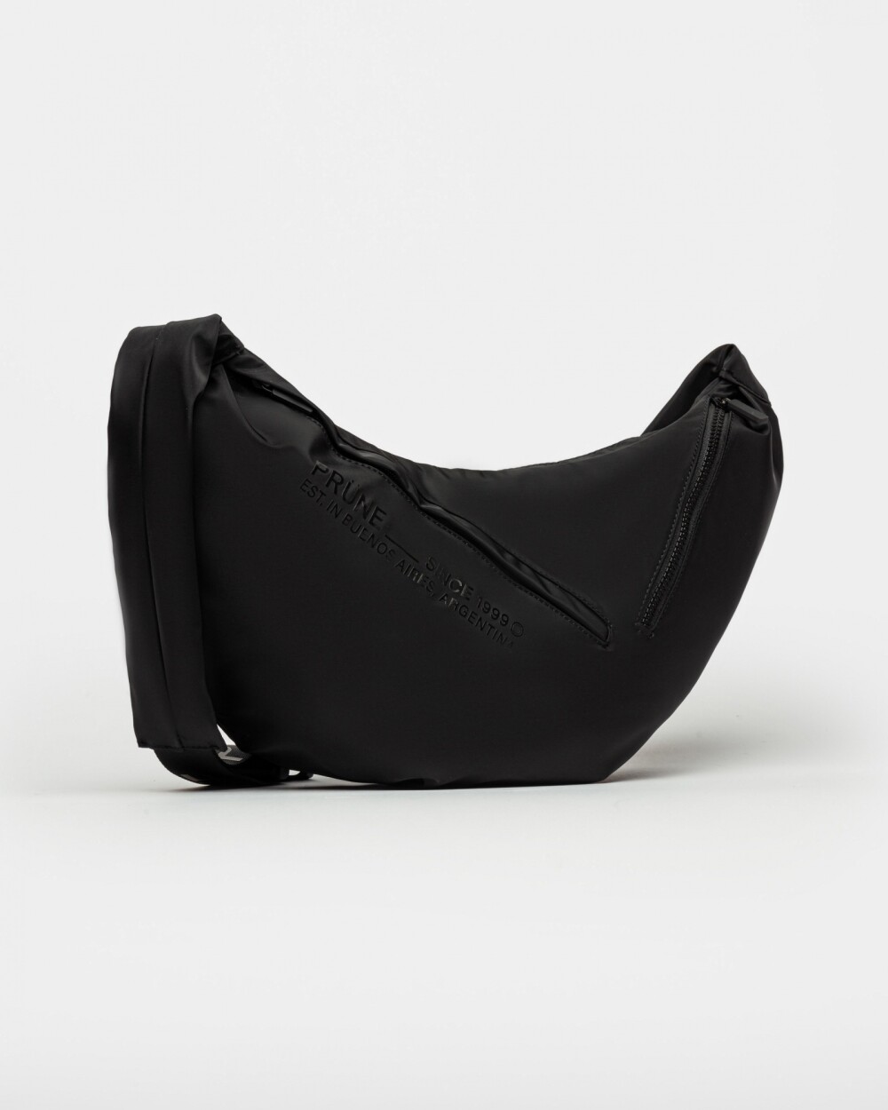 Bolso Terra En Nylon Negro