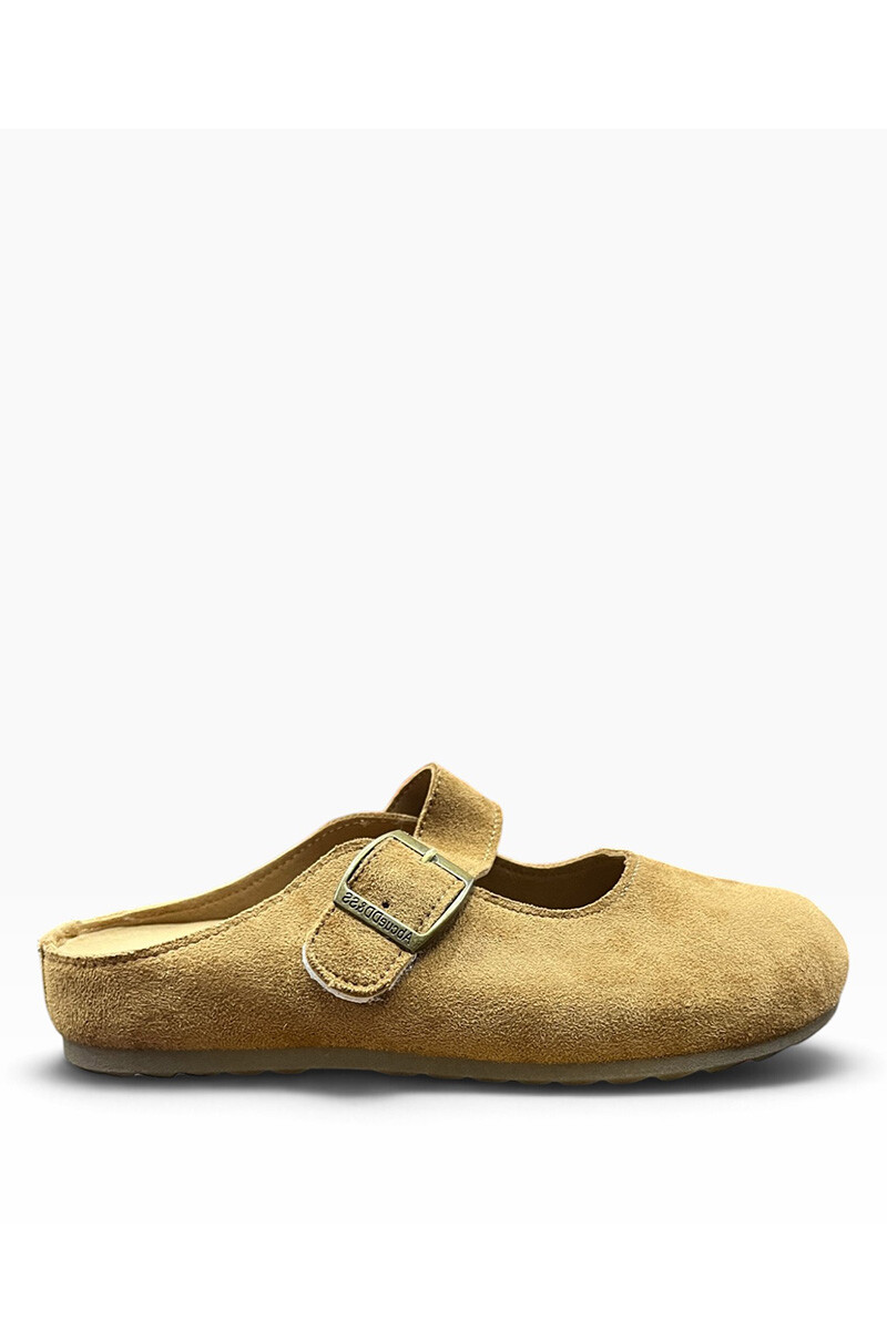Zueco balerina con hebilla BT406 Camel
