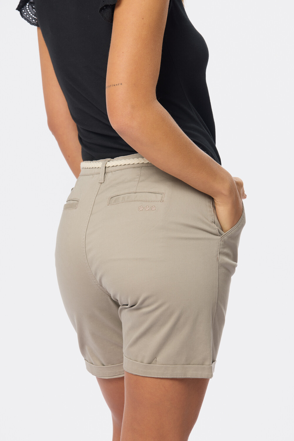 BERMUDA CLASICA Beige