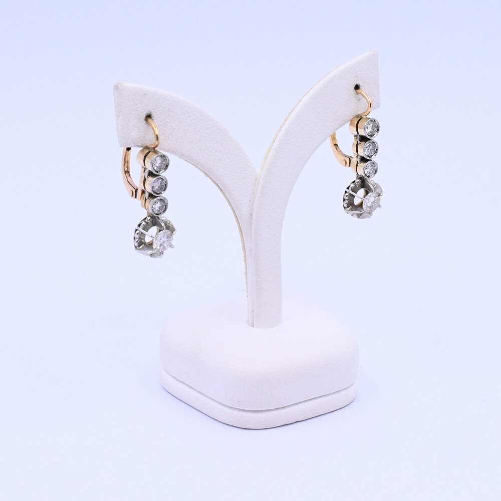 Caravanas antiguas 18k 2 tonos con brillantes. Caravanas antiguas 18k 2 tonos con brillantes.