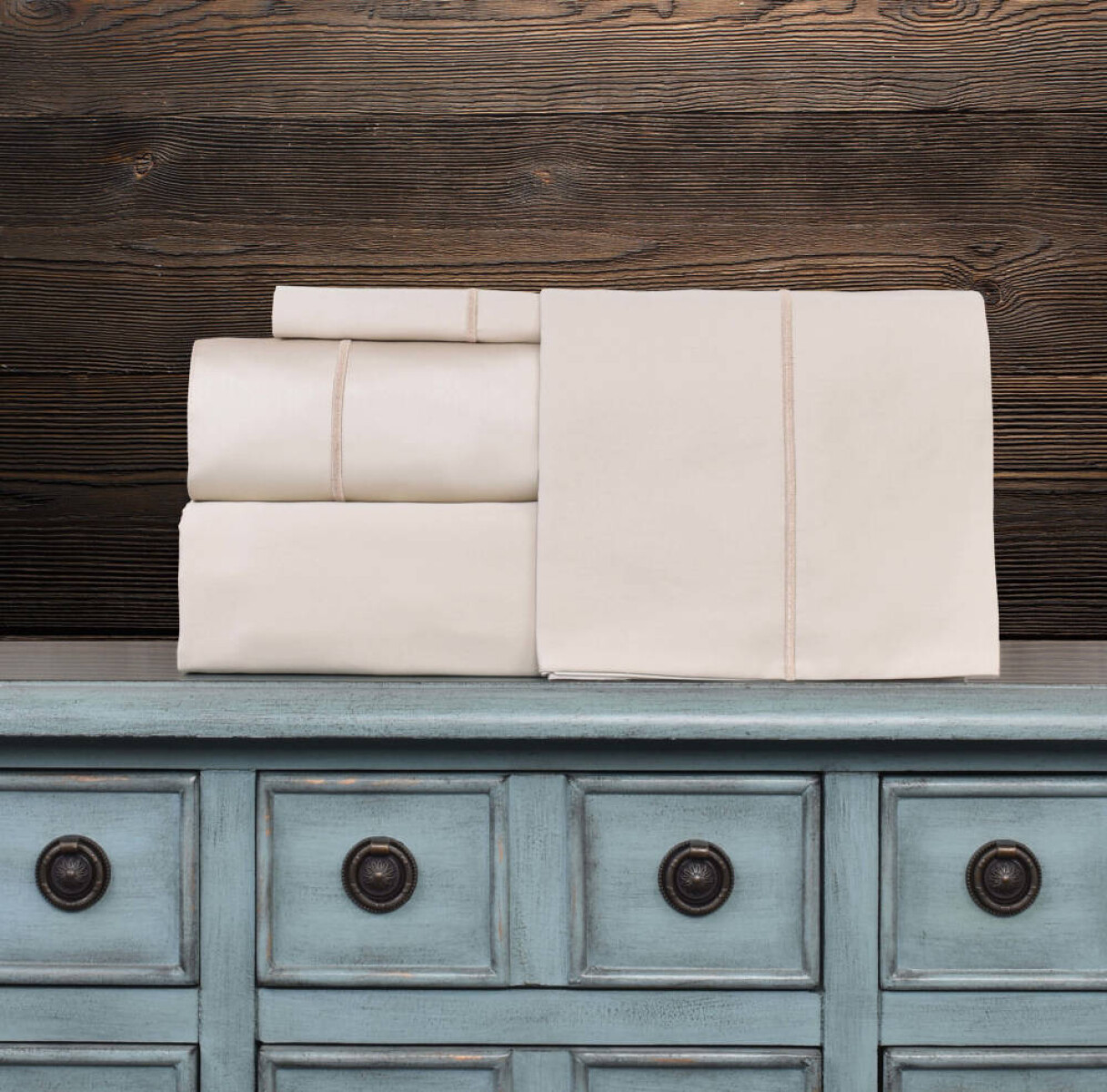 Juego de Sábanas 1 Plaza Twin Plus Lisa 200 Hilos - Beige 