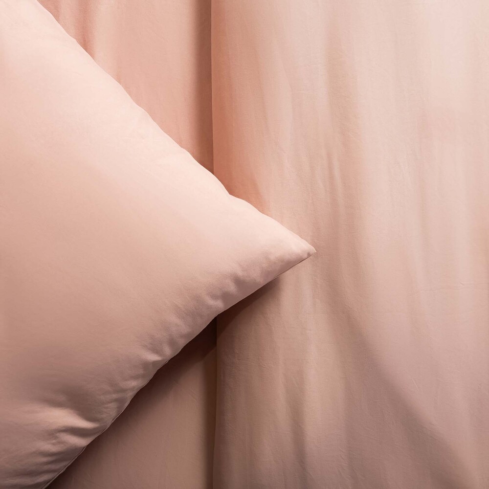 JUEGO DE SABANAS 1 1/2 PLAZA POLIESTER PREWASHED