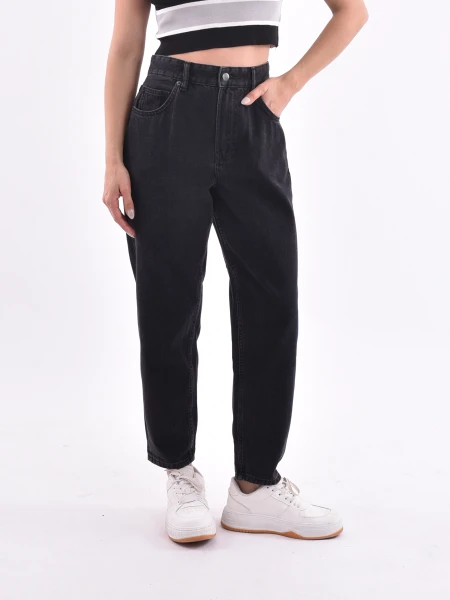 JEAN CHAR MOM FIT NEGRO