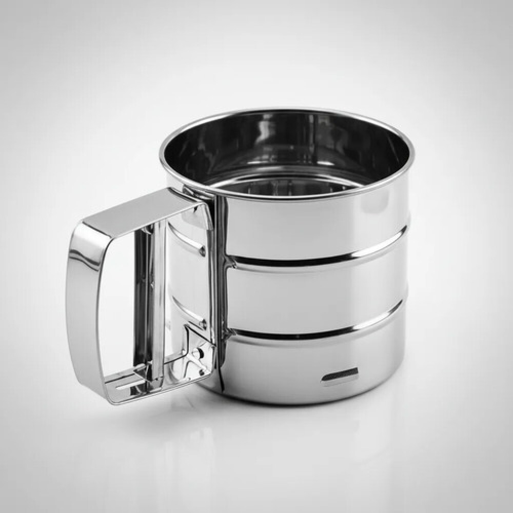 Cernidor Colador de harina grande D12.5 x H13 cms Cernidor Colador de harina grande D12.5 x H13 cms