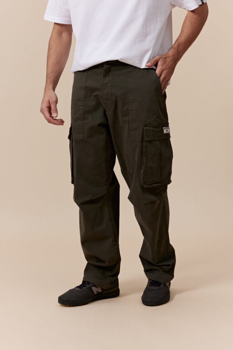 Pantalón cargo Kai - VERDE MILITAR 
