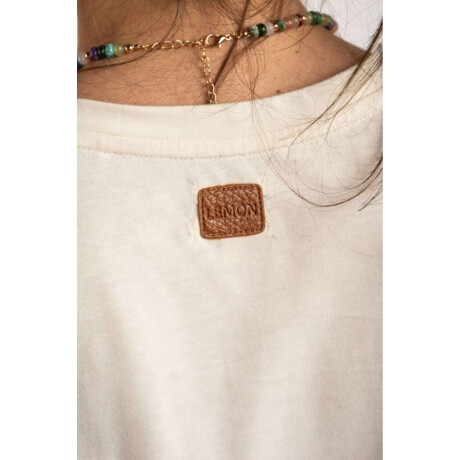 Remera Escote V Algodón Nacar