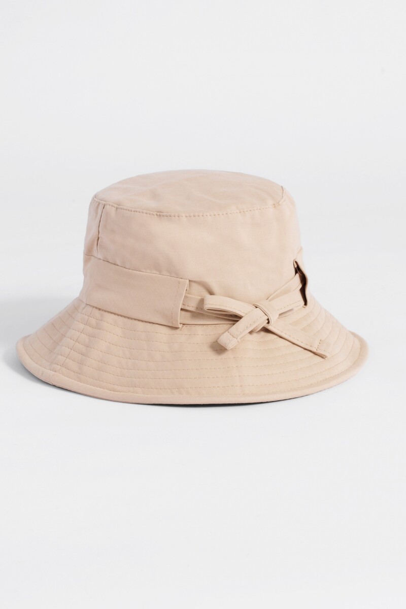 Bucket con moña beige