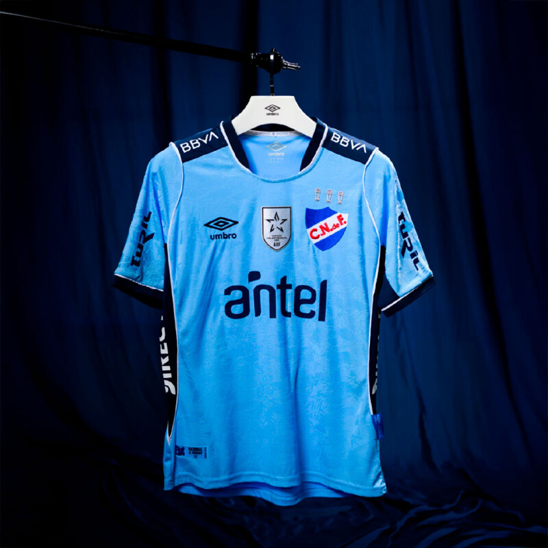 Camiseta de Hombre Umbro Nacional Edicion 26 Celeste
