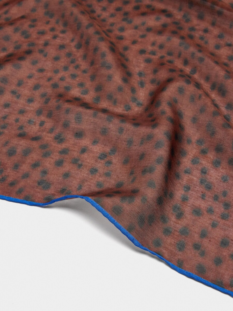 Pañuelo Cuadrado Con Seda multicolor