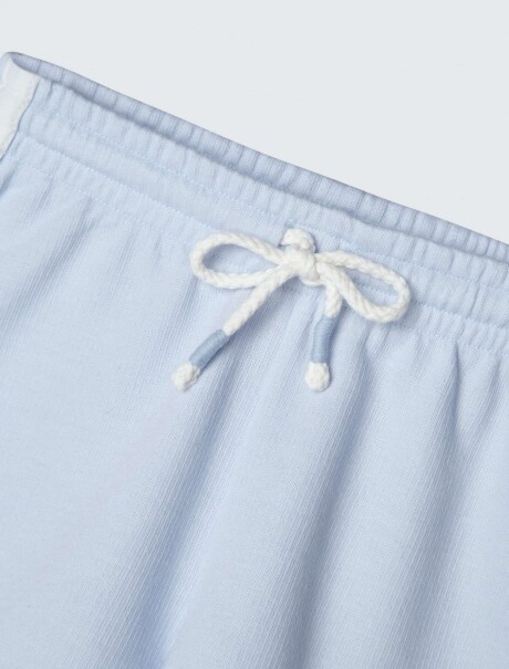 SHORT INFANTIL CON CINTURA ELASTIZADA CELESTE