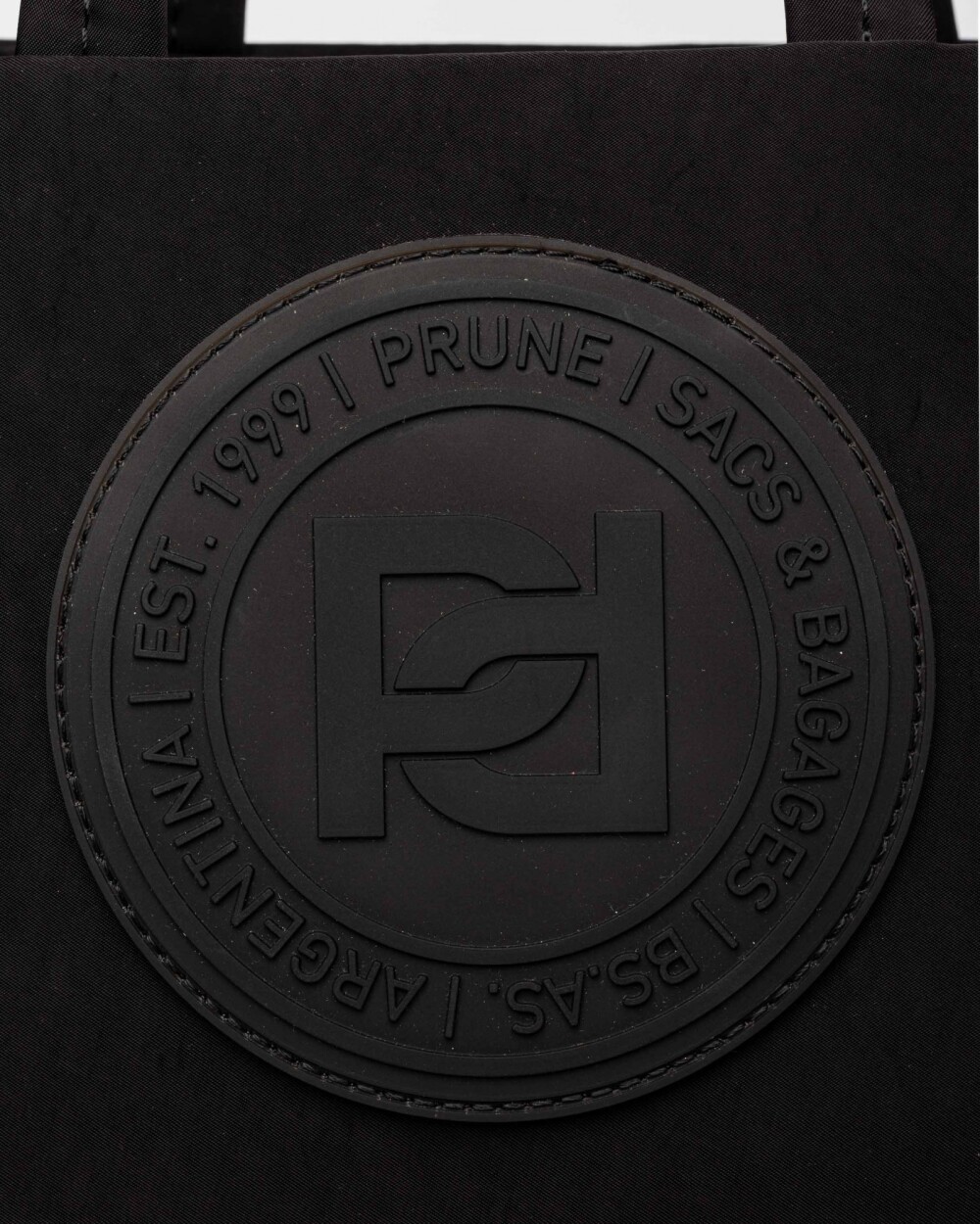 Cartera de mano Elena en nylon Negro