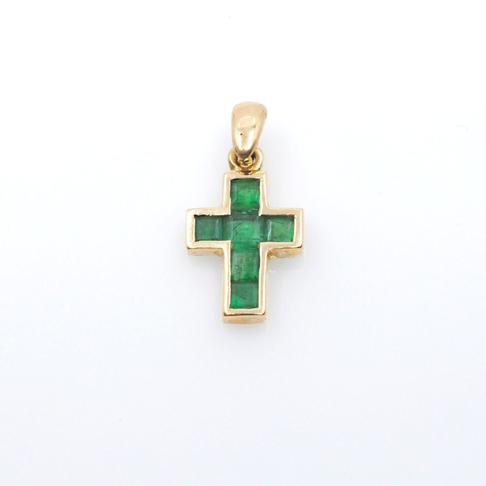 Cruz pequeña en oro 18k y esmeraldas Cruz pequeña en oro 18k y esmeraldas