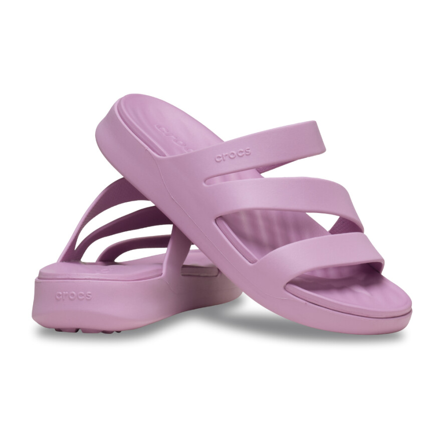Sandalias Crocs Getaway Strappy - Mujer Hydrangea