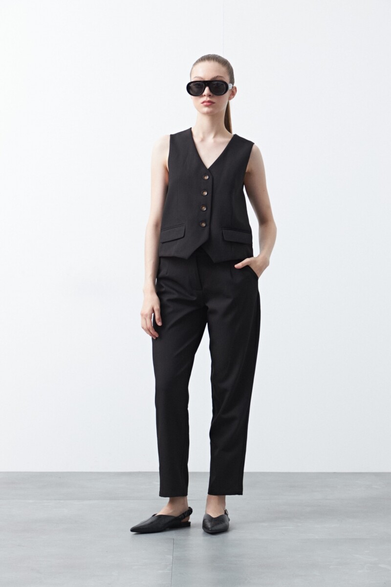 CHALECO EVERLY Negro