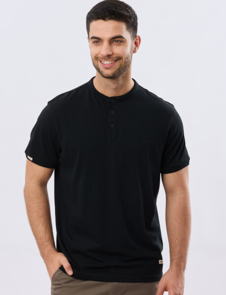 REMERA POLO CUELLO MAO Negro