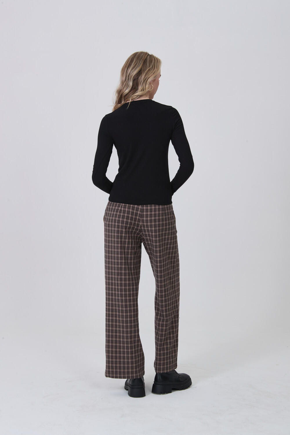 Remera Zacatlan Negro