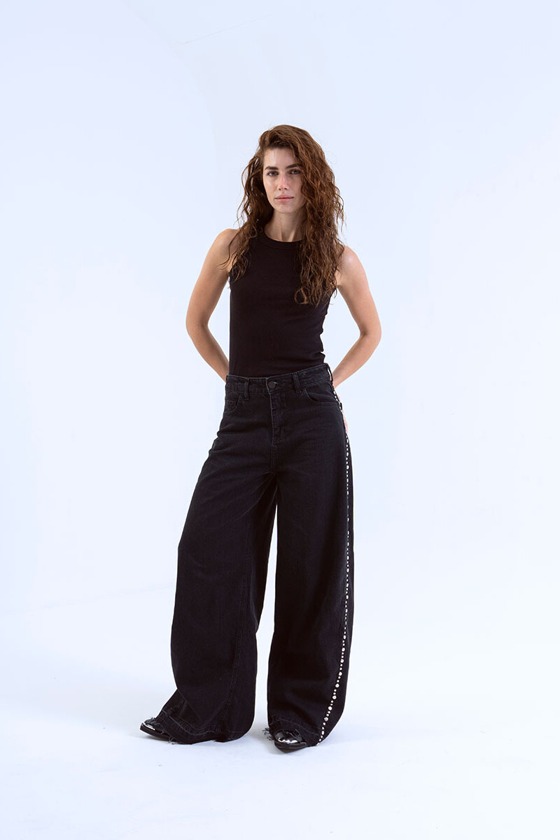 Baxi Black