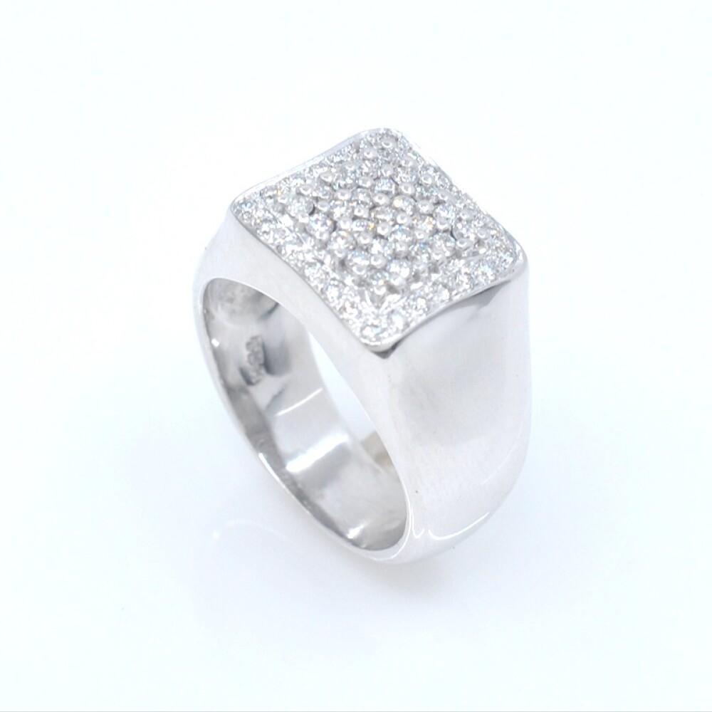 Anillo en oro 18k blanco con brillantes Anillo en oro 18k blanco con brillantes